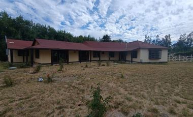 PARCELA CON QUINCHO EN STA ADRIANA