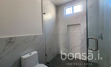 Casa en RENTA, Comercial Chapultepec, Zona Norte