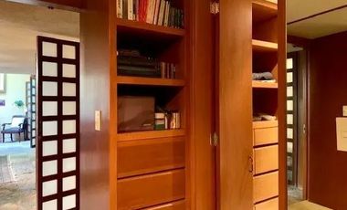 Casa en venta en Bosques de las Lomas. Bosque de Sauces. Alberca y jardín