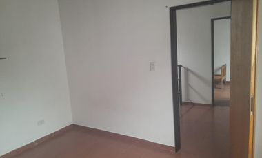 PH en alquiler - 3 Dormitorios 1 Baño - 80Mts2 - La Plata