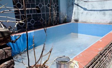 Casa en venta - 2 Dormitorios 1 Baño - Ciudadela