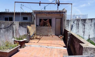 Casa en venta - 2 Dormitorios 1 Baño - Ciudadela