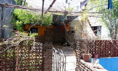 Casa en venta - 2 Dormitorios 1 Baño - Ciudadela