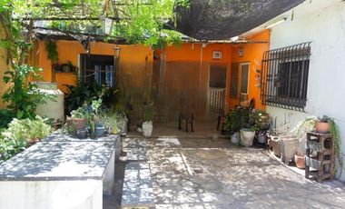 Casa en venta - 2 Dormitorios 1 Baño - Ciudadela