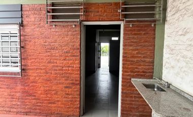 Depósito en alquiler - 3 Oficinas Baños - Gerlí