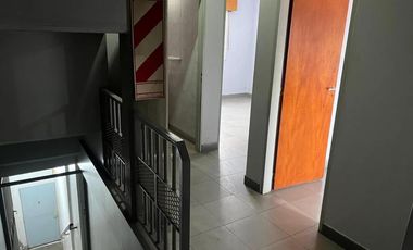 Depósito en alquiler - 3 Oficinas Baños - Gerlí