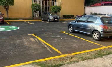 Departamento en semi amueblado en Avenida Tláhuac