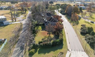 Venta Departamento 3 Ambientes en Carruajes Pilará