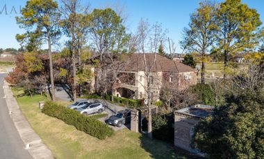 Venta Departamento 3 Ambientes en Carruajes Pilará