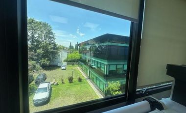 Lista para entrar con 4 cocheras