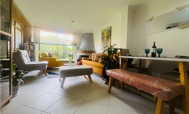 VENDO APARTAMENTO 1er PISO CHIA