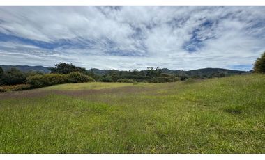 Lote para la venta en unidad cerrada via San Antonio la ceja