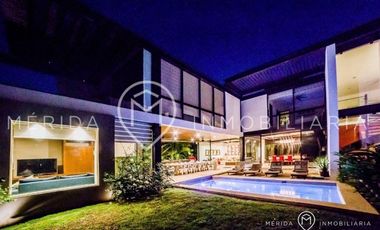 HERMOSA CASA EN VENTA FRENTE AL CAMPO DE GOLF