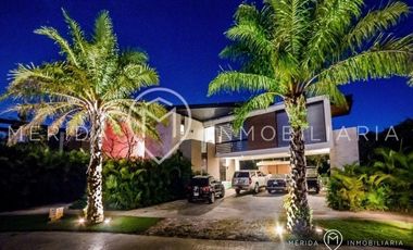 HERMOSA CASA EN VENTA FRENTE AL CAMPO DE GOLF