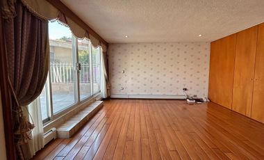 Casa en venta en Lomas de Chapultepec, Paracaima