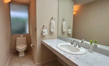 Casa en venta en Lomas de Chapultepec, Paracaima