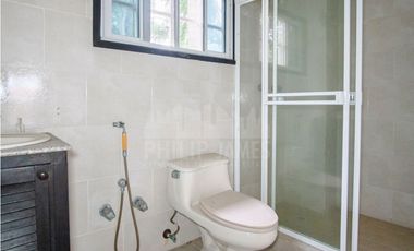 Venta de Casa con piscina en Albrook