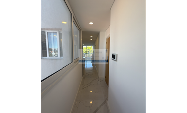 ALQUILER 24 MESES SEMIPISO 2 AMB COCHERA Y BAULERA CHAUVIN