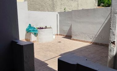 Casa PH en alquiler en Caseros