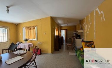 Casa en venta c/ cochera en Ensenada ESCUCHA OFERTA