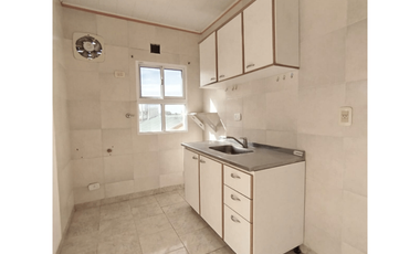 Departamentos y galpón, Conte Grand 280, Colón.