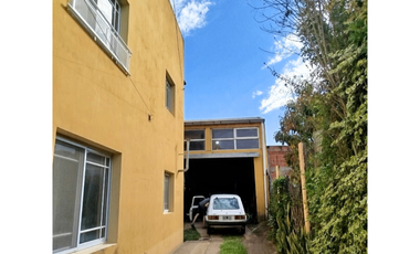Departamentos y galpón, Conte Grand 280, Colón.
