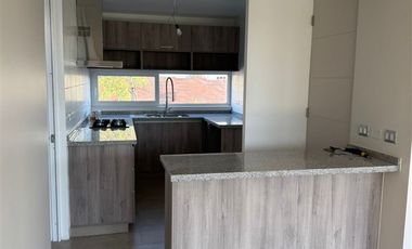 Casa en Arriendo en av casa piedra 452