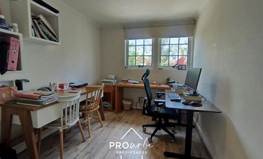 Casa en Venta en Gustavo Vicuña