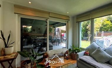 Casa en Venta en Gustavo Vicuña
