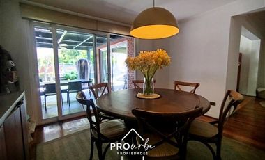 Casa en Venta en Gustavo Vicuña