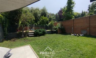 Casa en Venta en Gustavo Vicuña