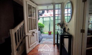 Casa en Venta en Gustavo Vicuña