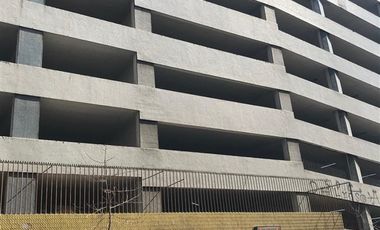 Estacionamiento en Venta en Miraflores/ Merced