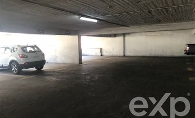 Estacionamiento en Venta en Miraflores / Merced
