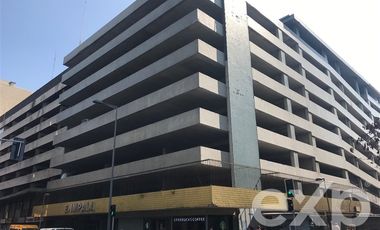 Estacionamiento en Venta en Miraflores / Merced