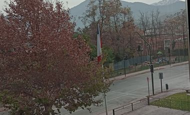 Oficina en arriendo en LO BARNECHEA