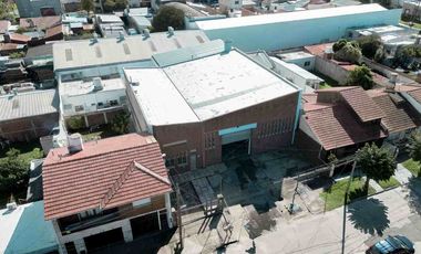 VENTA GALPON CON OFICINAS QUINCHO 730 M2 ZONIF. E3