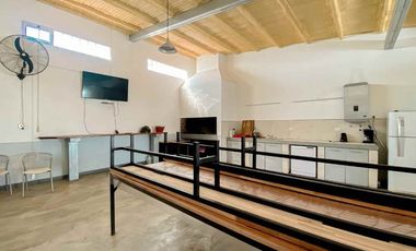 VENTA GALPON CON OFICINAS QUINCHO 730 M2 ZONIF. E3