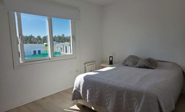 CASA EN VENTA AREA 60