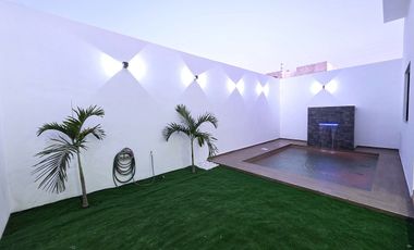 Venta de Increíble Residencia de 4 Recámaras con Alberca al Norte de Colima