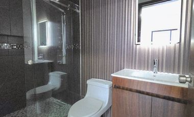 Venta de Increíble Residencia de 4 Recámaras con Alberca al Norte de Colima