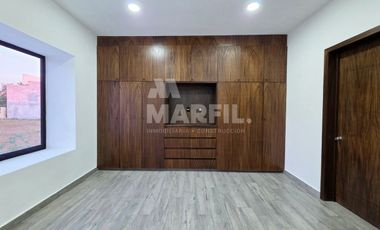 Venta de Increíble Residencia de 4 Recámaras con Alberca al Norte de Colima