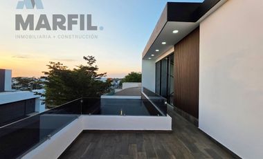 Venta de Increíble Residencia de 4 Recámaras con Alberca al Norte de Colima