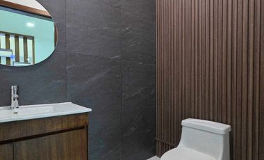 Venta de Increíble Residencia de 4 Recámaras con Alberca al Norte de Colima