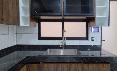 Venta de Increíble Residencia de 4 Recámaras con Alberca al Norte de Colima