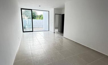 Casa en venta en Dzitya en zona urbana a 2 min de Periférico.