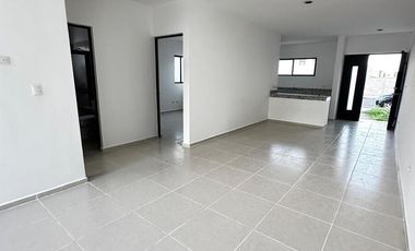 Casa en venta en Dzitya en zona urbana a 2 min de Periférico.