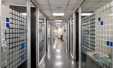 Oficina en Arriendo en Av. Andrés Bello - Cenco Costanera