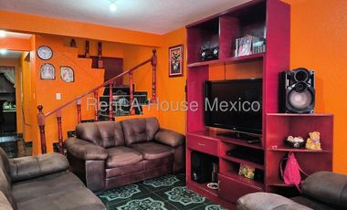 Casa en Venta en San Vicente Chicoloapan de Juarez Centro 26-1312.