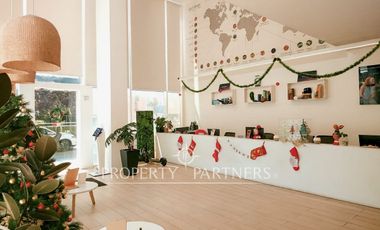 Oportunidad: Local a Nivel de Calle + Oficinas en Edificio Clase A